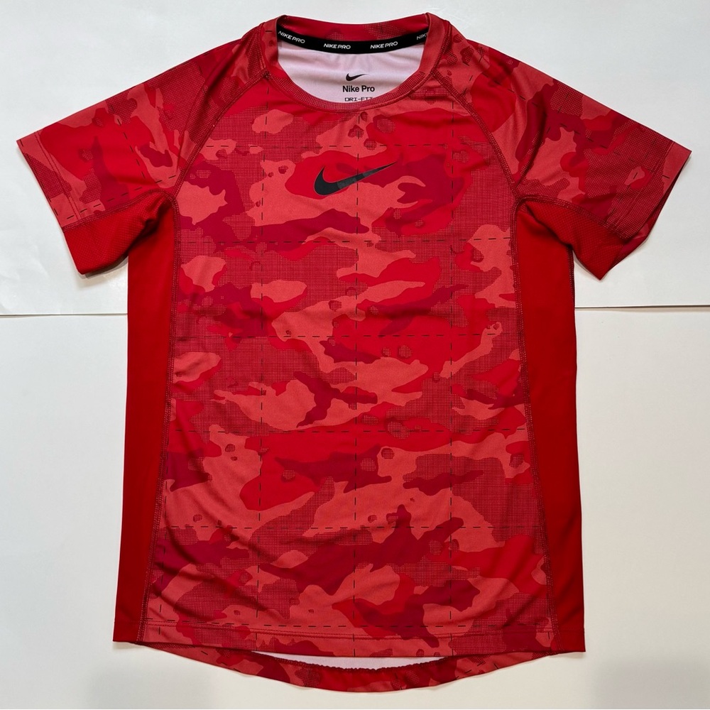 Nike Red Camo Short Sleeve Tee
